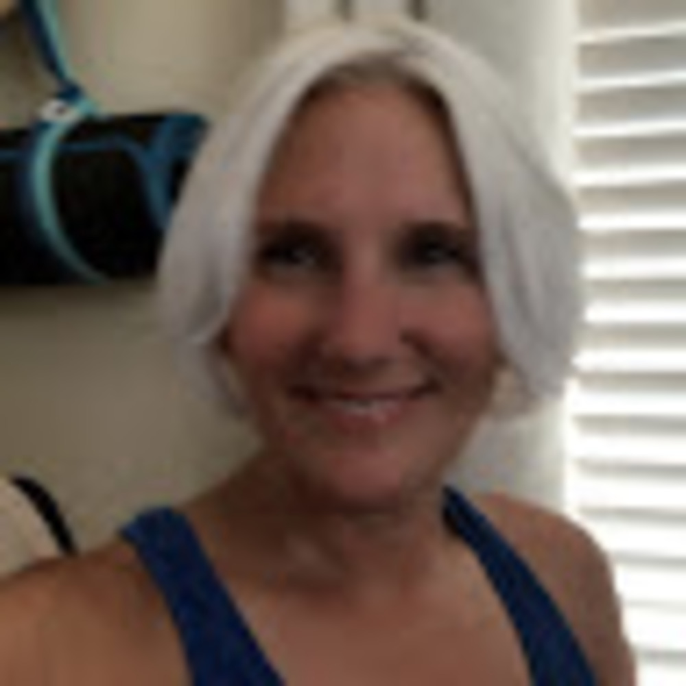 Meet your Posher, Stefanie